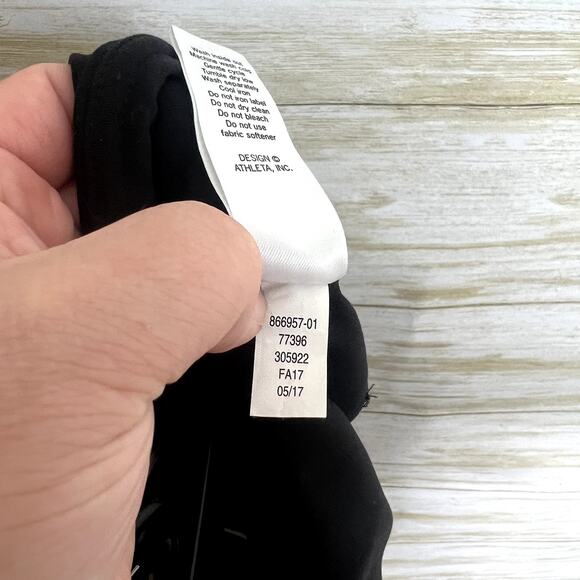 Athleta Blossom Intuition 7/8 Tight - Picture 10 of 10